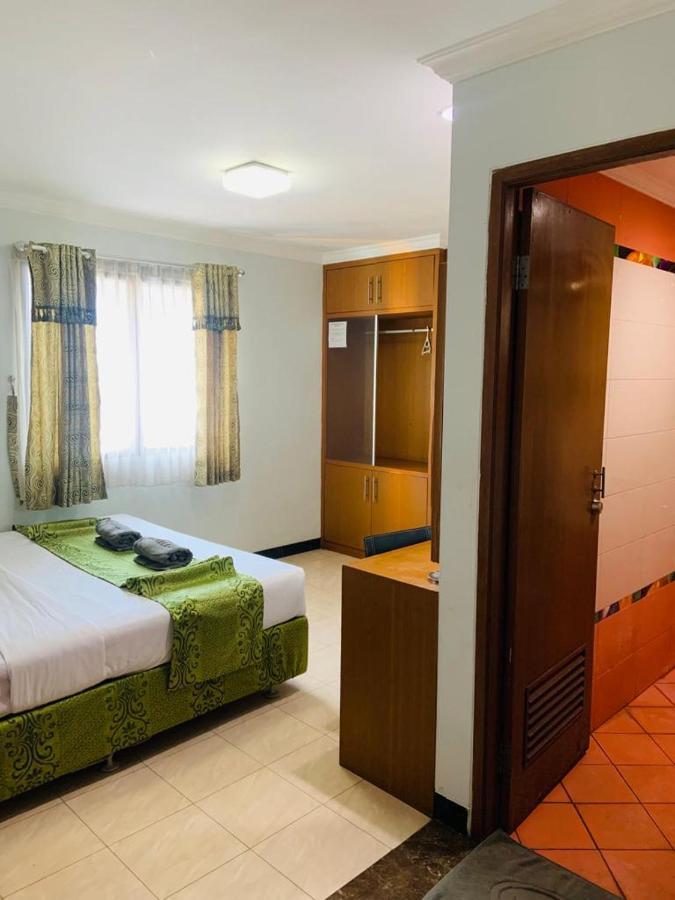 Karsa Utama Hotel جاكرتا المظهر الخارجي الصورة